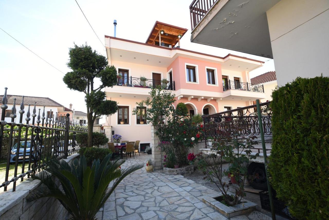 In The Castle - House Apartment อิโออันนินา ภายนอก รูปภาพ