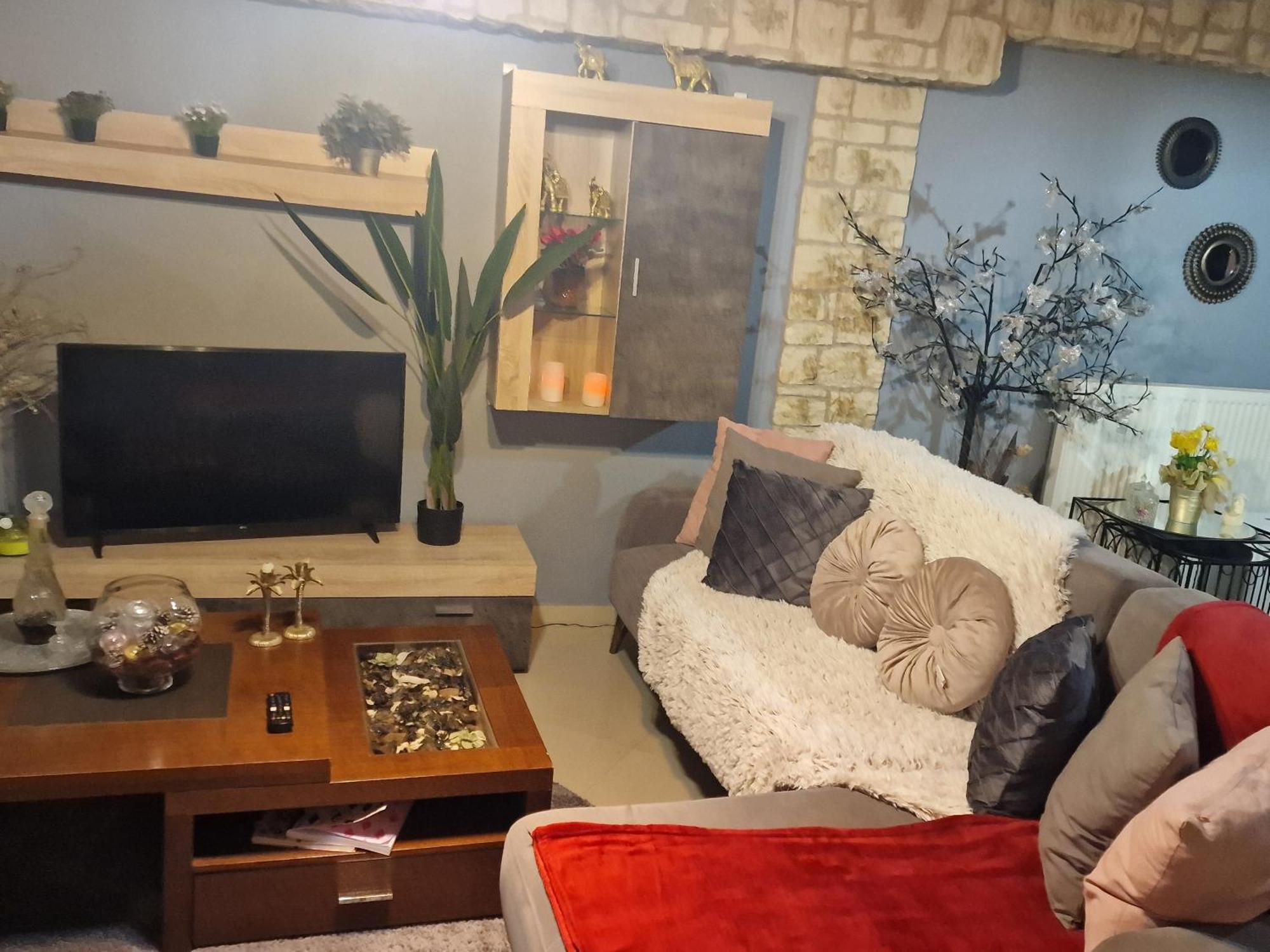 In The Castle - House Apartment อิโออันนินา ภายนอก รูปภาพ